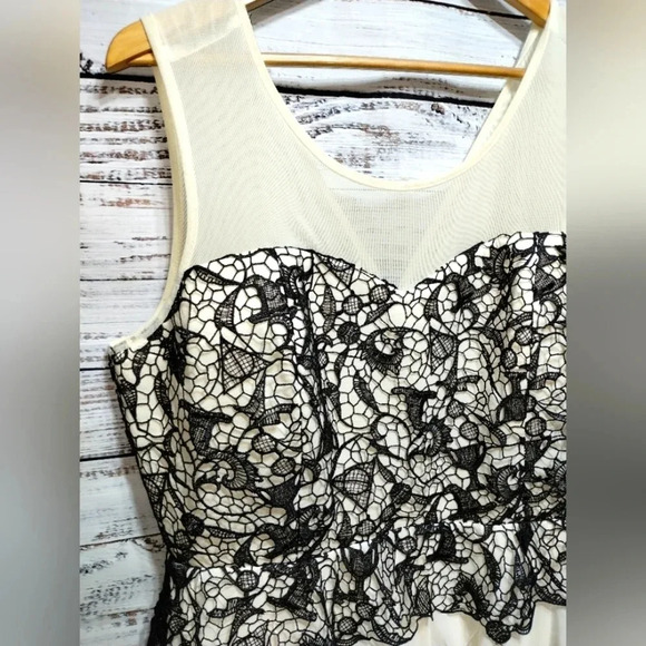 Harry Potter Lace Black Ivory Ruffle Gown size 16 Deathly Hollows Formal - Picture 2 of 8